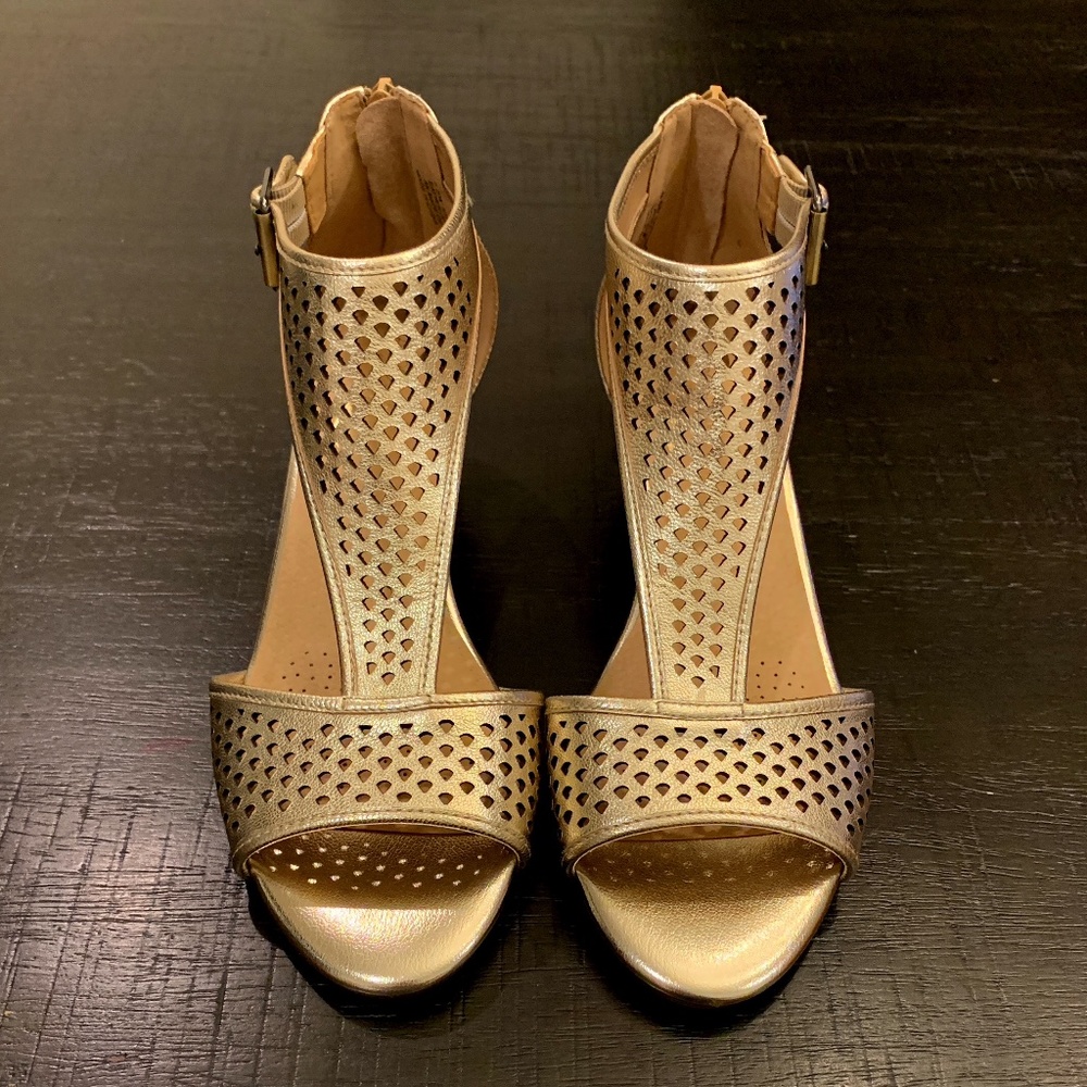 Aerosoles Women's Sapphire Wedge Sandal |Brand New